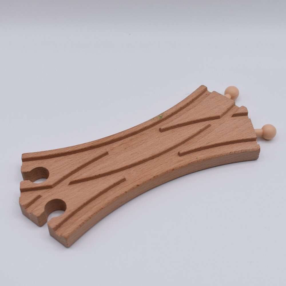 Brio Curved Crossing 33477 Compatible with Thomas Wooden Railway Trains Vintage